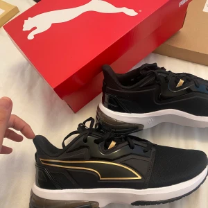 Puma training lvl-up next  - Helt nya puma träningsskor. Endast prövade. Storlek 40 