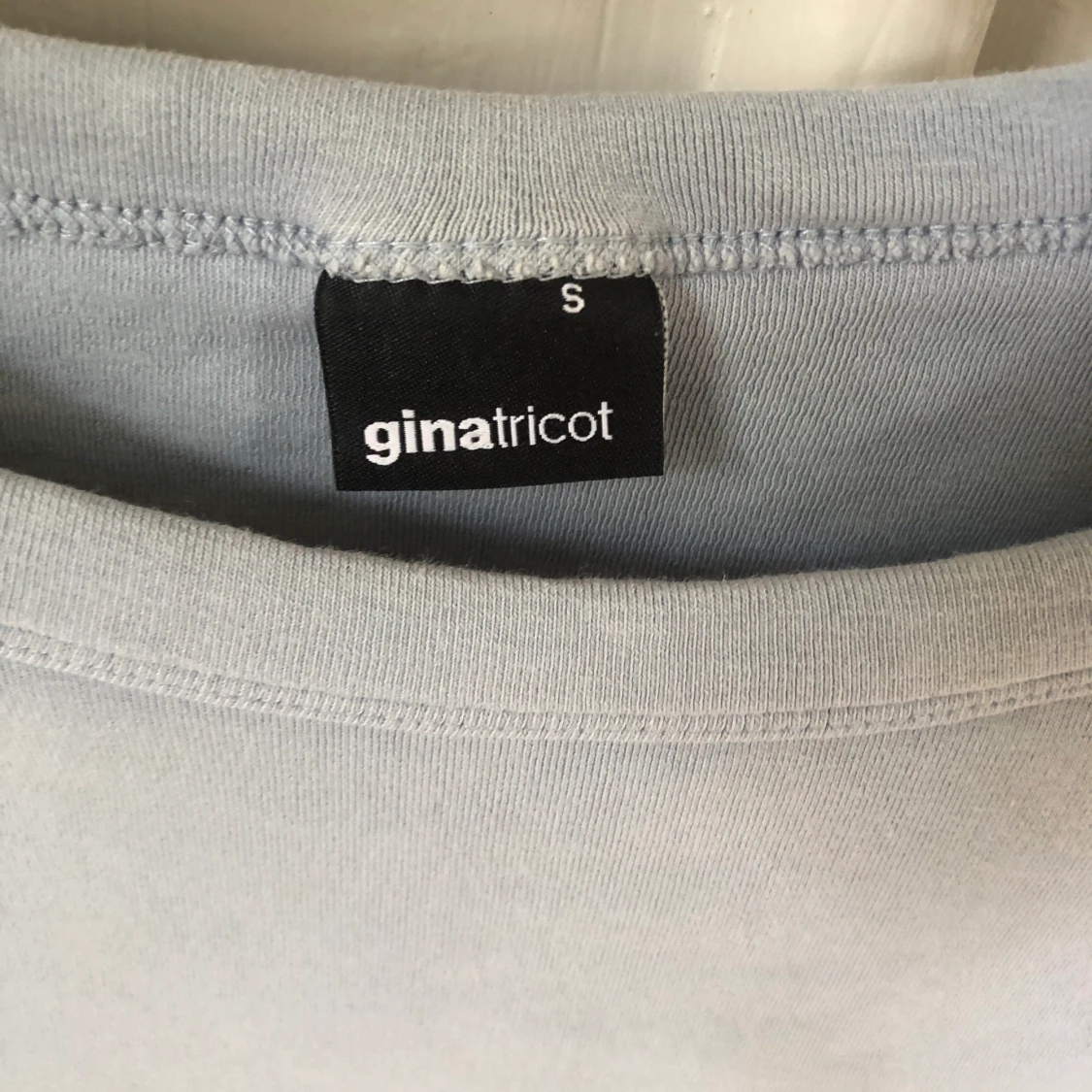 Blå långärmadtröja - 90