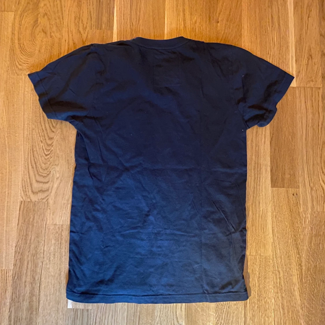 Love Drone T-shirt Från Dedicated (XS) - 91