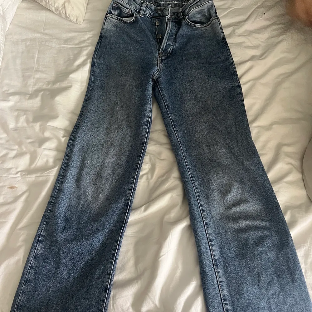 Säljer ett par fina jeans från denim som nya . Jeans & Byxor.