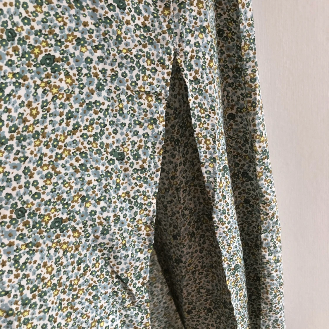 Blommig klänning - 91