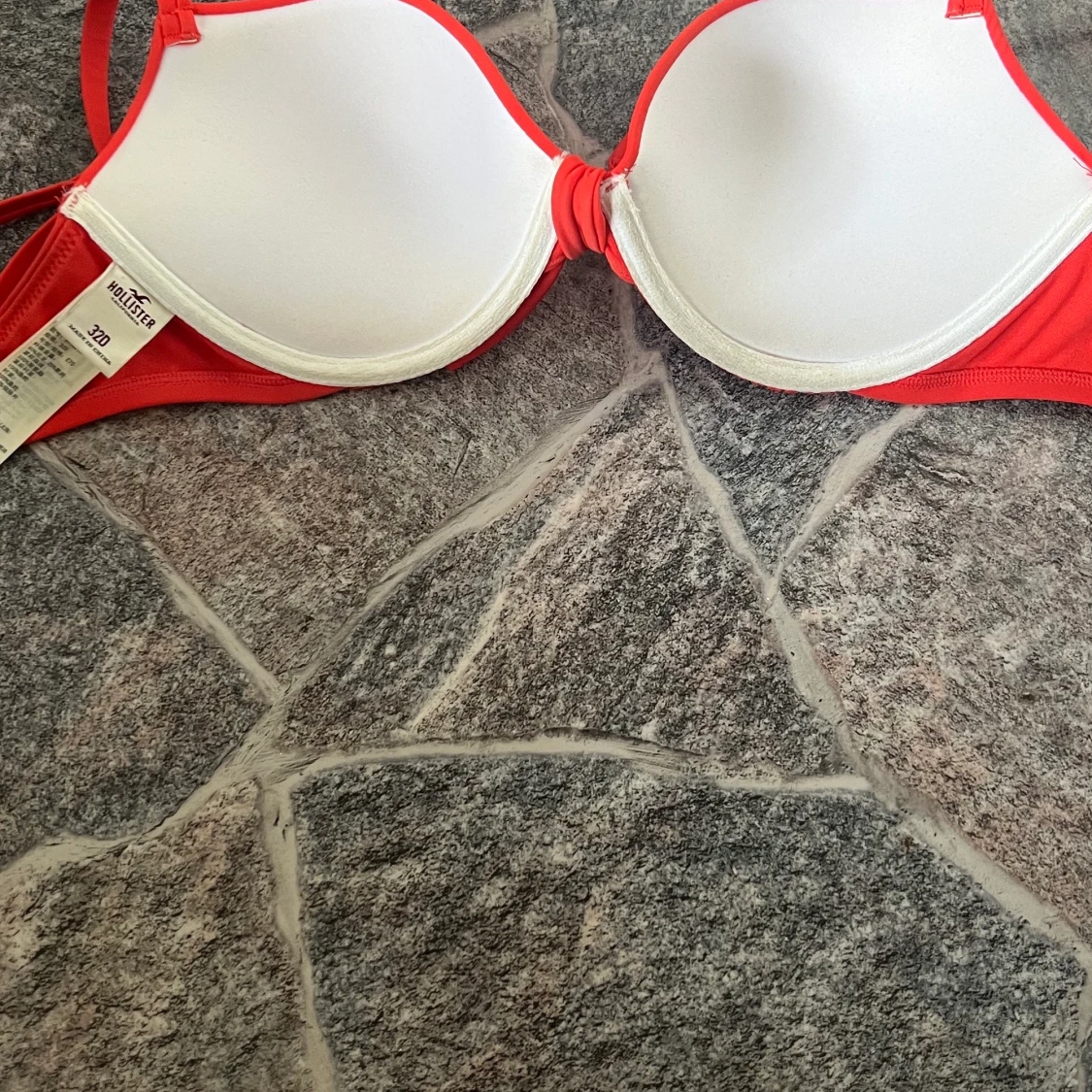 Bikiniöverdel från Hollister - 90