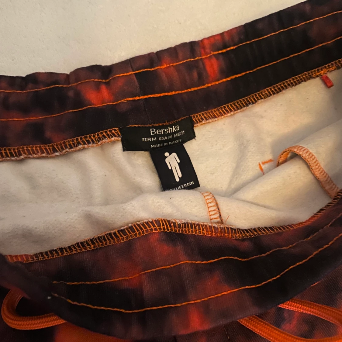 Billie Eilish shorts - 90