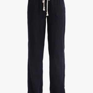 Roxy  - Säljer mina roxy linnebyxor då ej kommer till användning, aldrig använda bara provade. Köpta för 600 säljer för 400🫶🏻