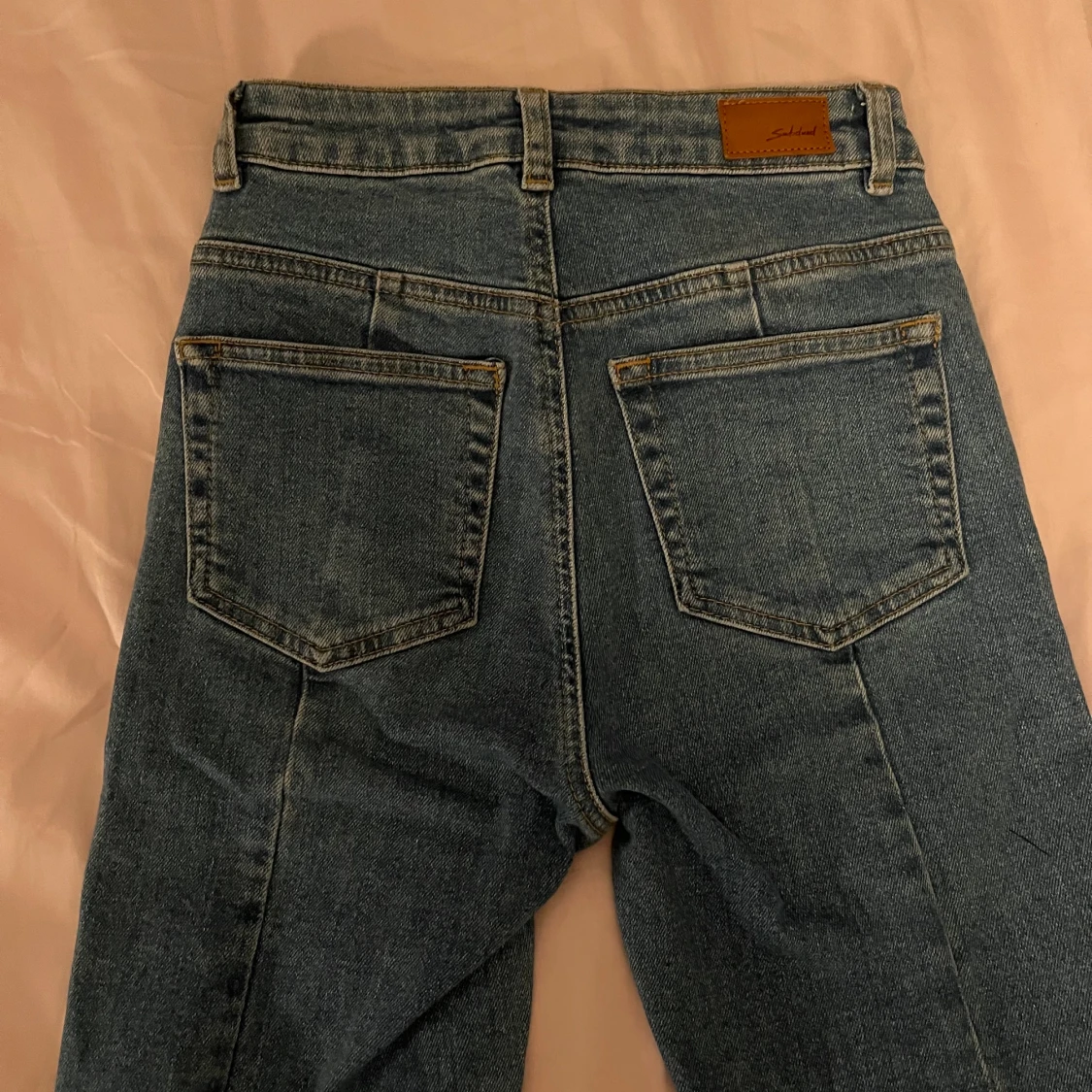 Jeans med sömmar  - 91
