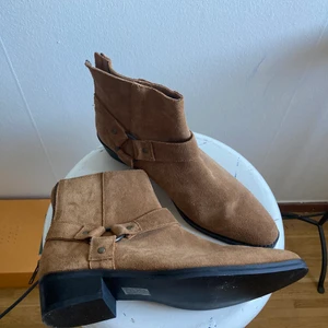 Boots - Helt oanvända boots!! (Säljer åt pojkvän)✨