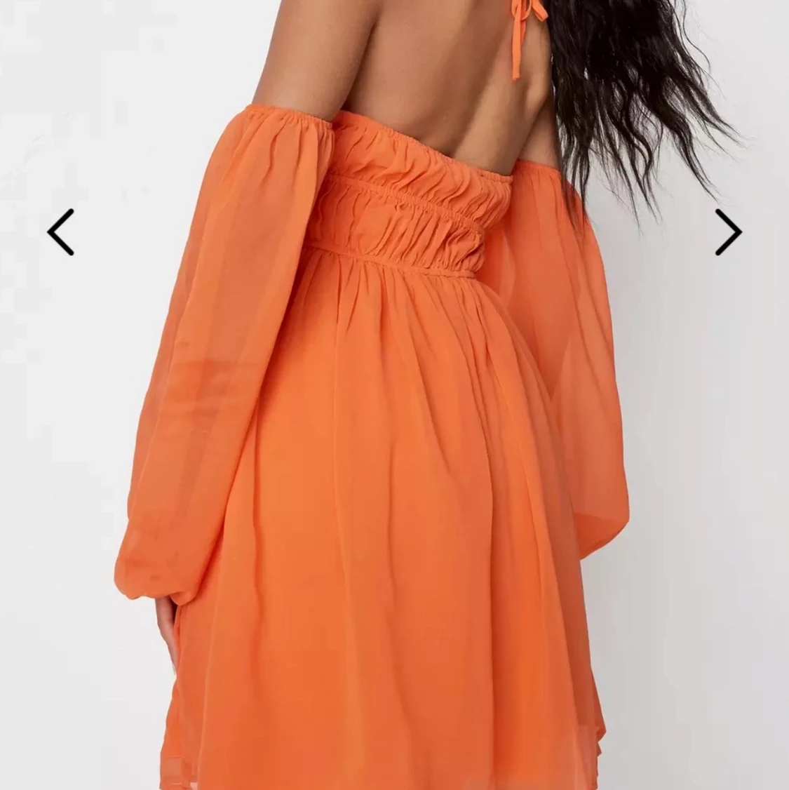 Orange klänning - 91