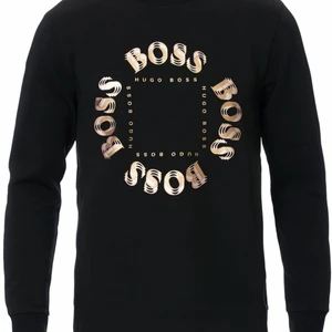 boss athleisure Salbo circle storlek M - Inte använt den så mycket, den är i god skick.