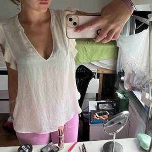 Blus - söt blus/tunn t-shirt