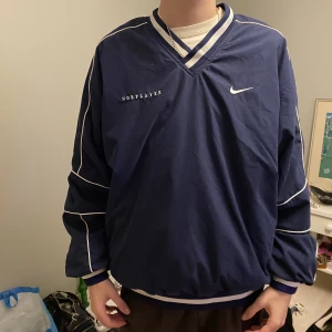 Vintage Nike sweatshirt  - Bara använd en gång, bra skick, vi kan disskutera pris och frakt