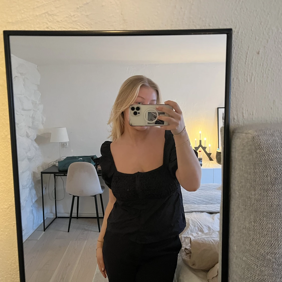 AFJ x NAKD svart topp  - 91