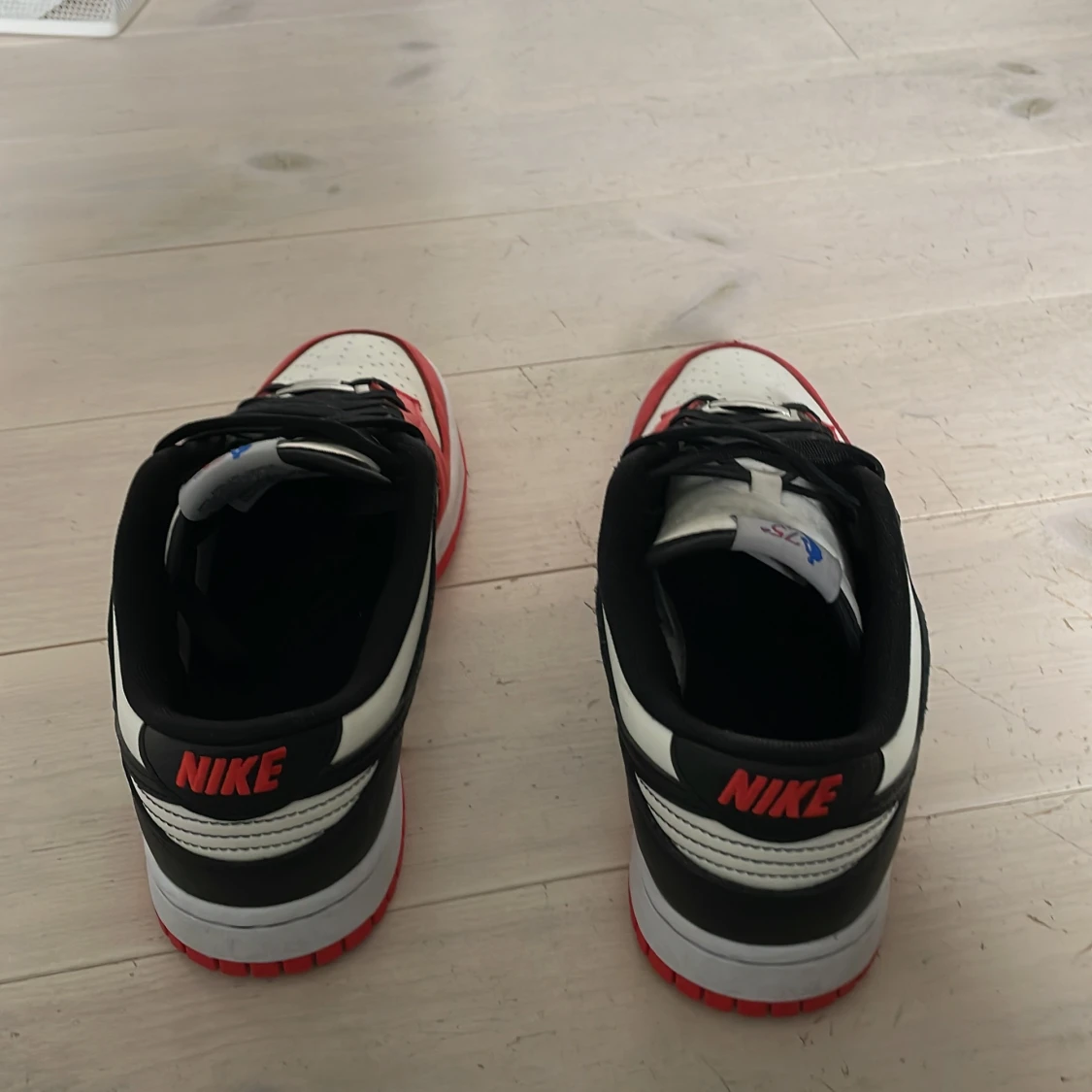 NIKE DUNK LOW NBA 75TH ANNIVERSARY CHICA - 91