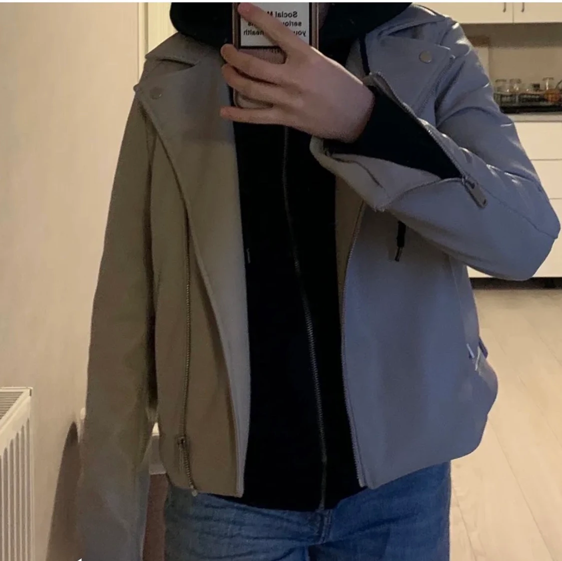 Beage skinjacka  - 90