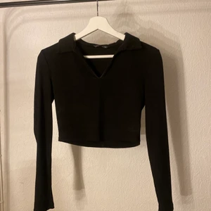 SHEIN, topp - Topp från SHEIN med krage