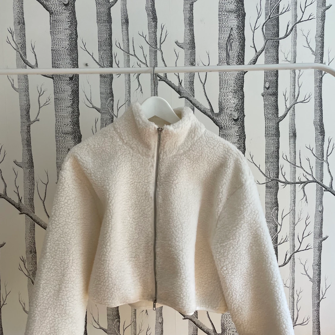 Croppad jacka från NAKD