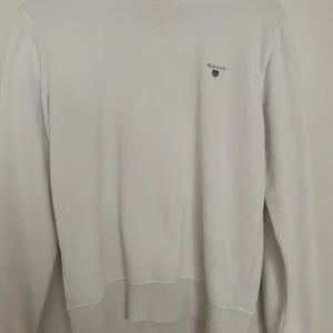 Gant Crewneck - Knappt använd, väldigt bra skick. Skriv för mer info!