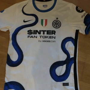 Inter Milan Barella T-Shirt - Size M