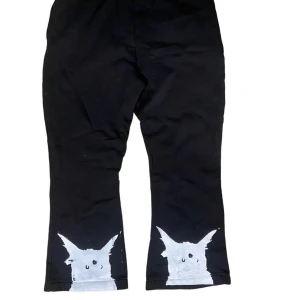 Flared sweatpants  - Katt 