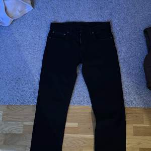 Levis jeans  Storlek 32/30 slim fit  
