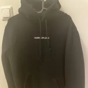 Black Calvin Klein Teddy hoody/sweater in size S. 