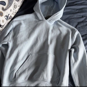 Helt ny hoodie - Aldrig använd 