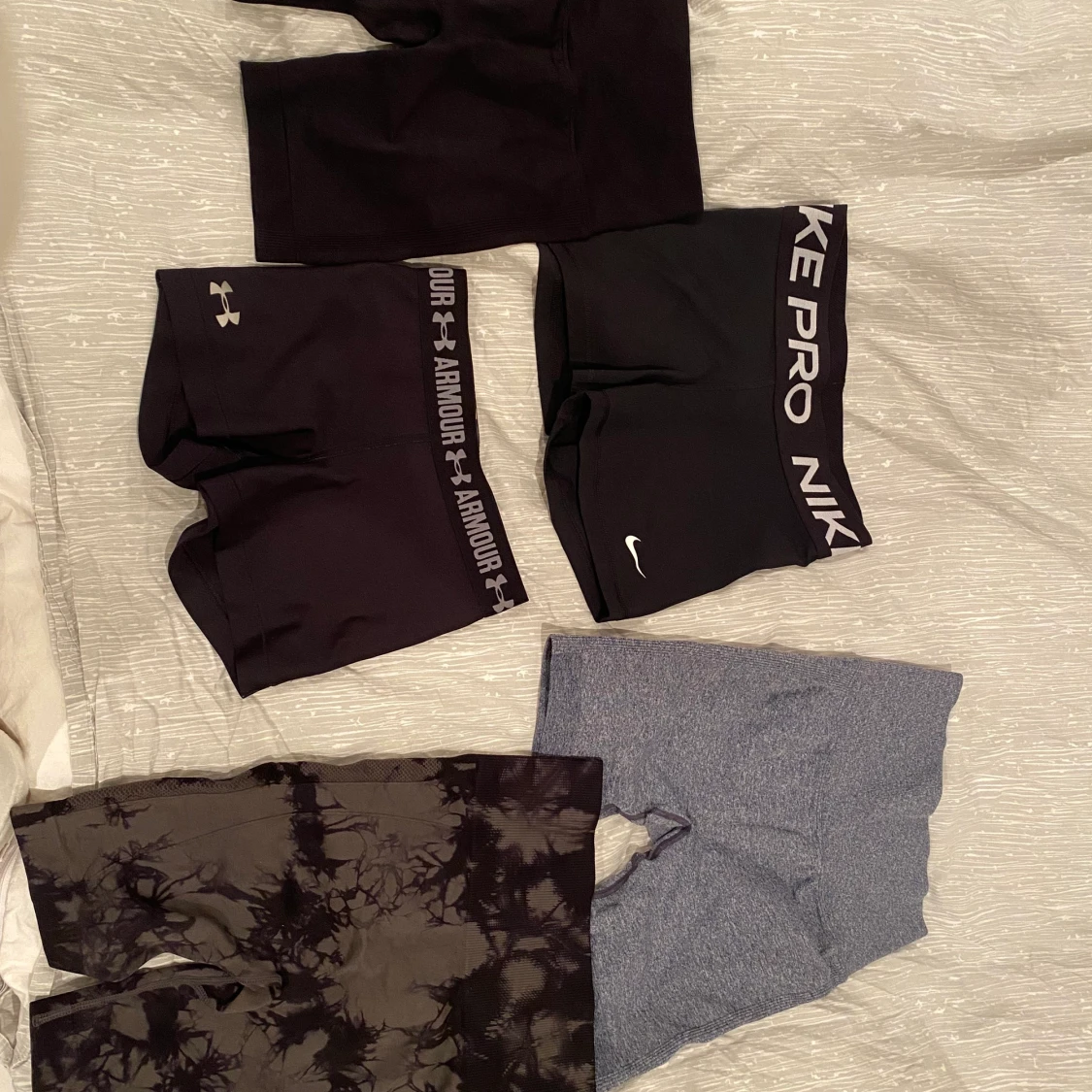 Shorts och leggings oanvända  - 90