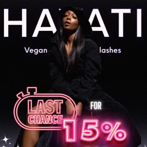 BLACK WEEK REA SISTA DAGEN - Upplev HAYATI LASHES med 15% rabatt och stöd Center for human rights IRAN då vi donerar 10% av vår black week vinst ✨  Gå till vår hemsida där fransar för alla go-getters och hustlers finns ett klick bort, Gratis spårbar frakt inom Sverige ❤️‍🔥