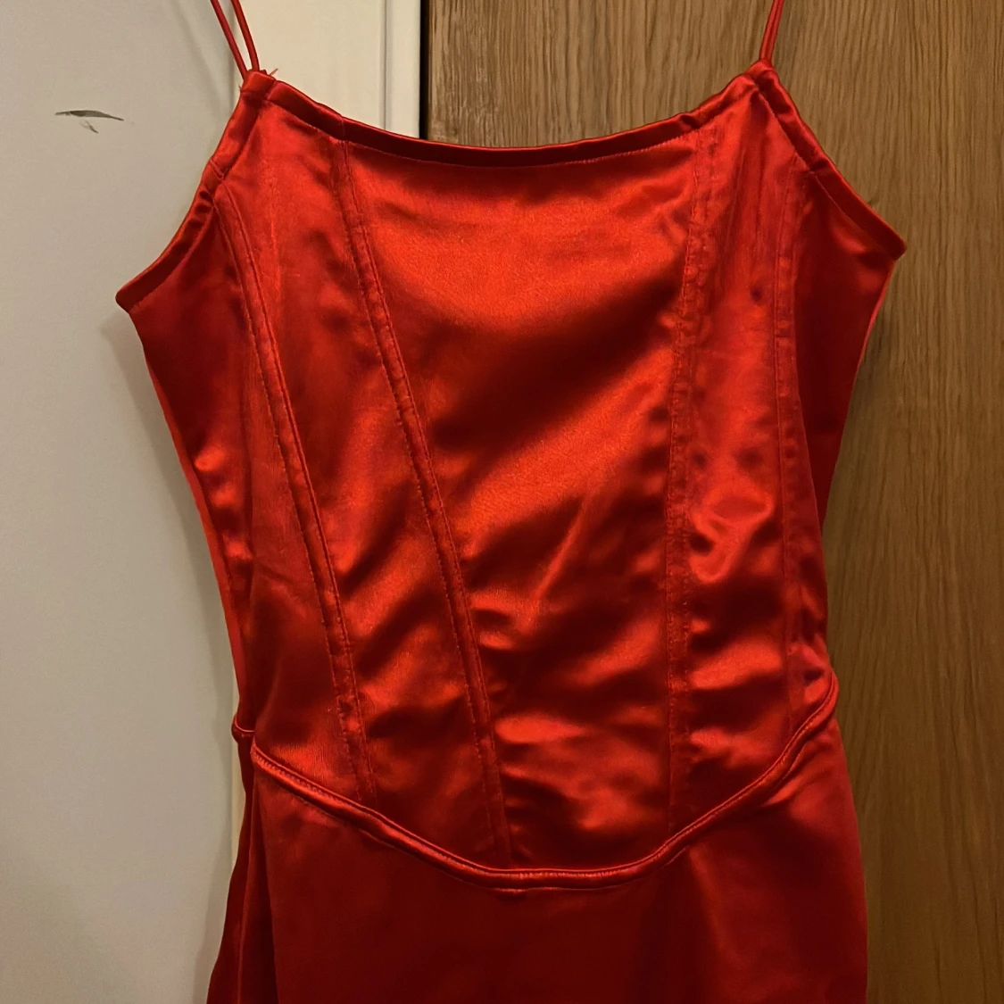 Röd klänning  - 90