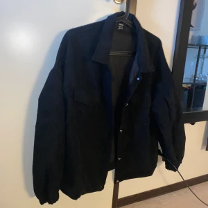 Oversize jacka - Strl S-m. Aldrig använd