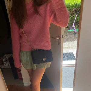 Stickad tröja - Gullig rosa stickad tröja från hm för 150kr 💕💕