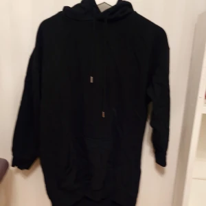 Kläning - Varm hoodie kläning från hm. Använd få ggr. Fläckfri