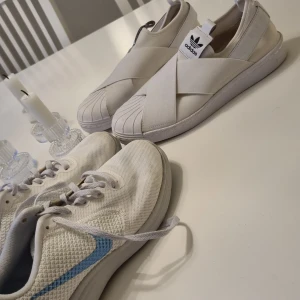 Skor - Stl 38.  Använda men fortfarande i fint skick 150 kr/st NIKE SÅLDA!