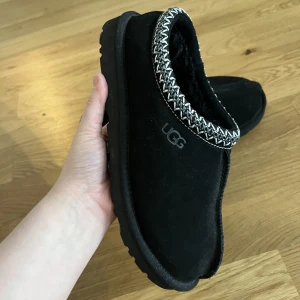 UGG Tasman shoes - Black Tasman Uggs size EU 41. Bought for my partner as gift and he didn’t really like them. worn only a few times, look like new.