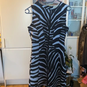 Klänning  - Michael kors klänning bra skick 