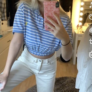 Randig topp  - Randig vintagetopp från Ralph Lauren som har resor, går bra att använda ”köp nu” funktionen🫶🏻