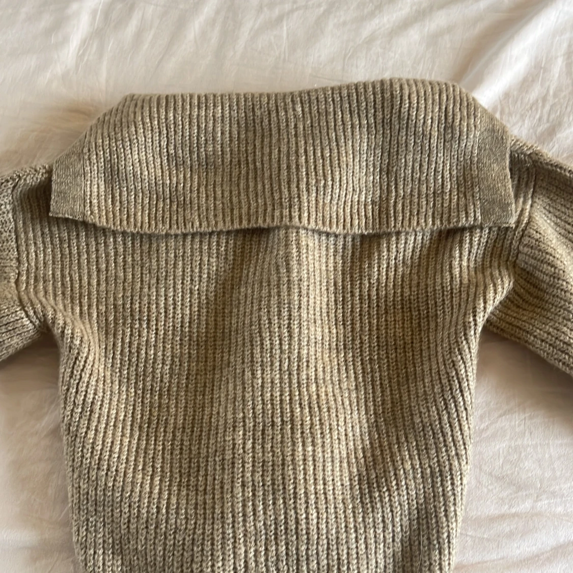Stockholmsstil stickad beige tröja - 91