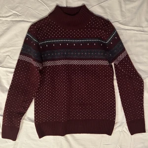 Stickad tröja - Jättemysig tröja!💕Köpt på sellpy