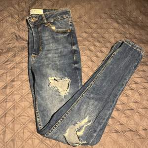 Stretchiga jeans från Primemark, använd 2 gånger. I mycket gott skick 
