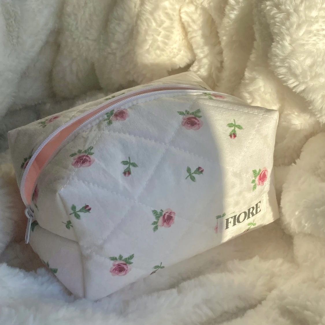 Handsydda necessärer