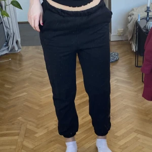 Svarta mjukisbyxor  - Svarta mjukisbyxor, bomull, bekväma