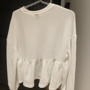 Tröja - Jätte fin tröja aldrig använd