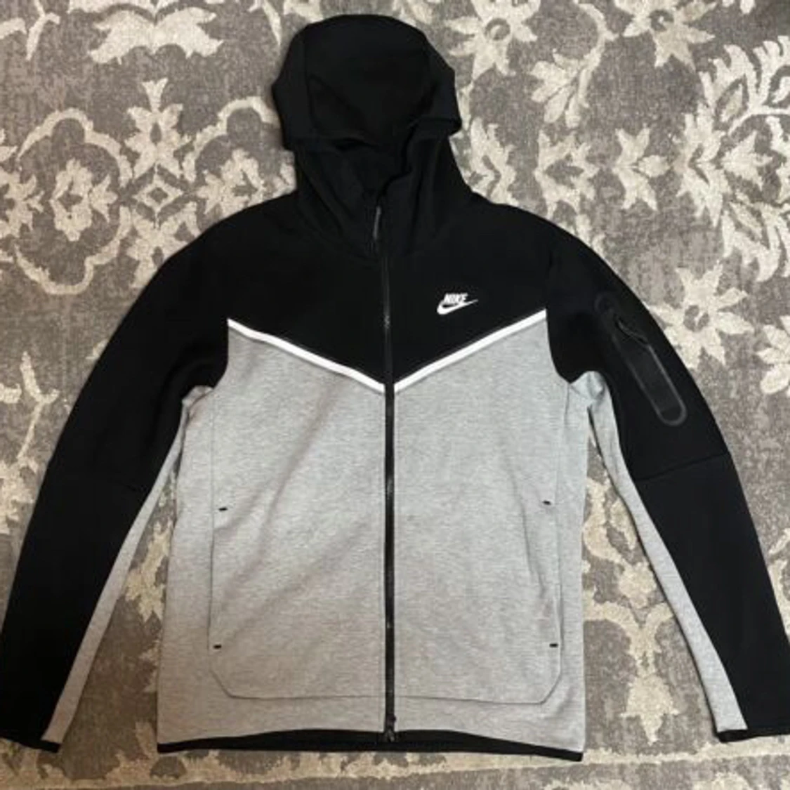 Nike tech fleece - 90