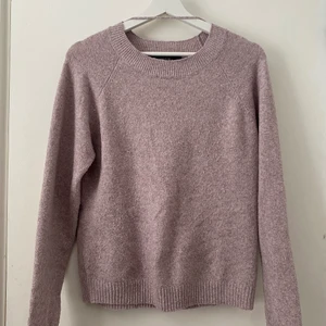 Stickad tröja - SÅLD