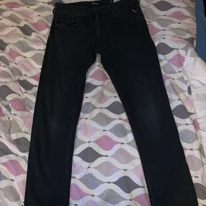 Replay - Jag har för mycket kläder så rensar garderoben. Storlek 33/34