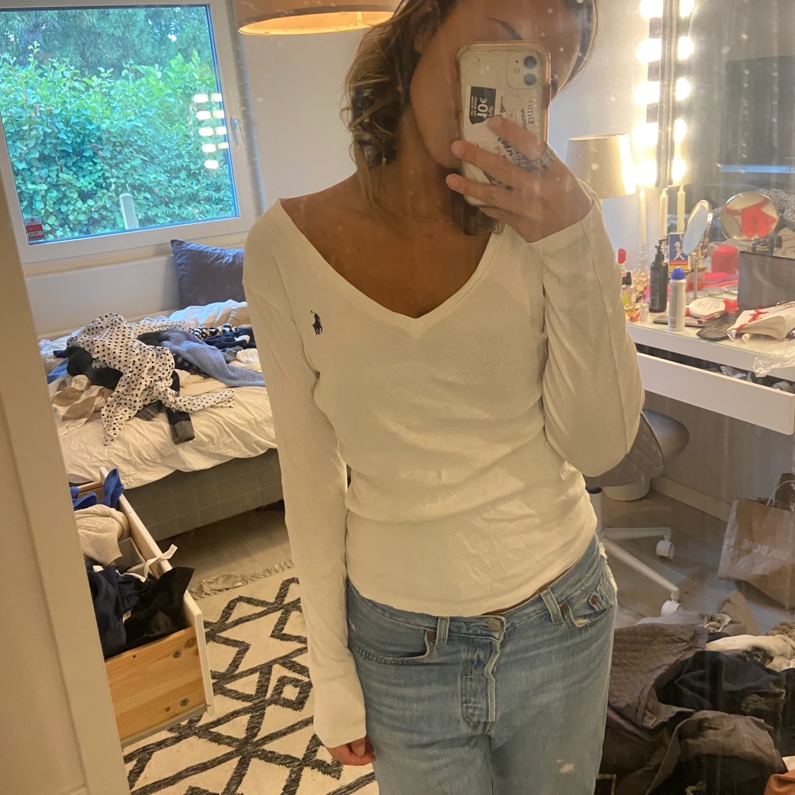 Vit långärmad tröja