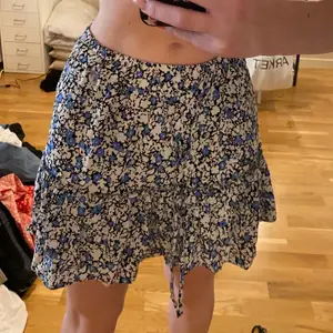 Jättefin kjol från zara köpt förra året men jag sällan använd