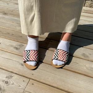 Söta sandaler - Jättefina sandaler som är i mycket gott skick!! 💕 perfekta till sommaren🫶