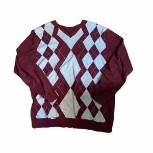rutig sweatshirt!! - jätte fin rutig sweatshirt köpt secondhand, hör av dig vid intresse! 🌸