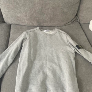 Stone island  - Säljer denna i bra sick 