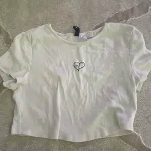 short white crop top for summer 